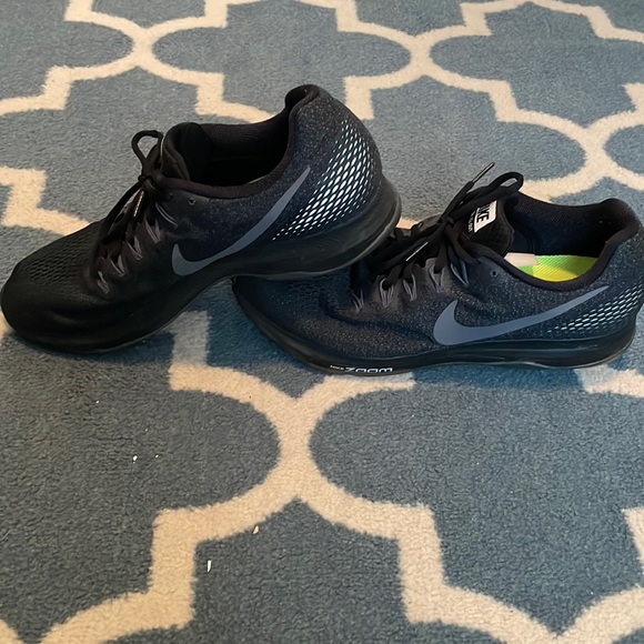 Nike Shoes Nike Zooms Poshmark
